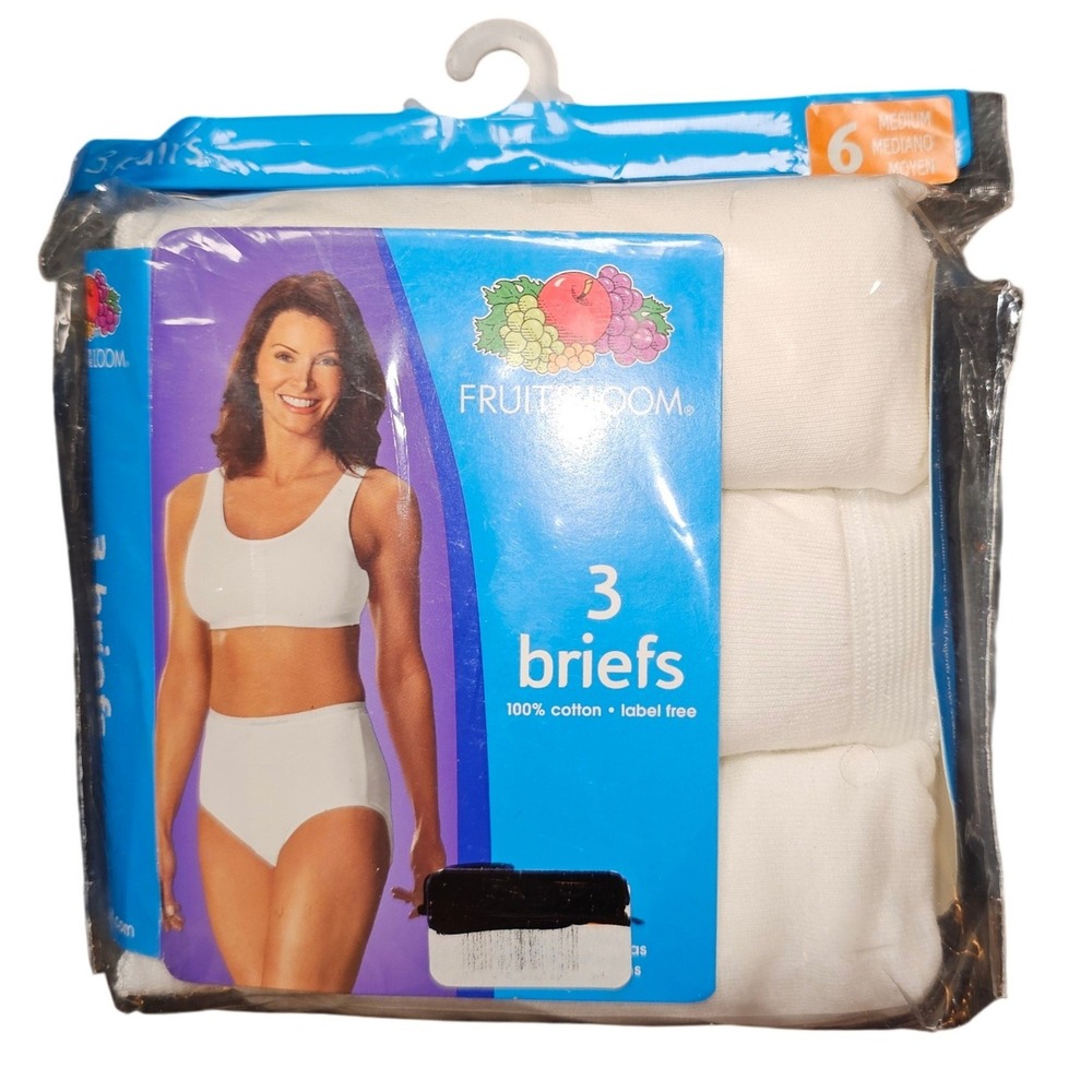 Vintage 2007 NWT Fruit of the Loom Ladies 3 Pack Cotton Brief White‎ Size Medium